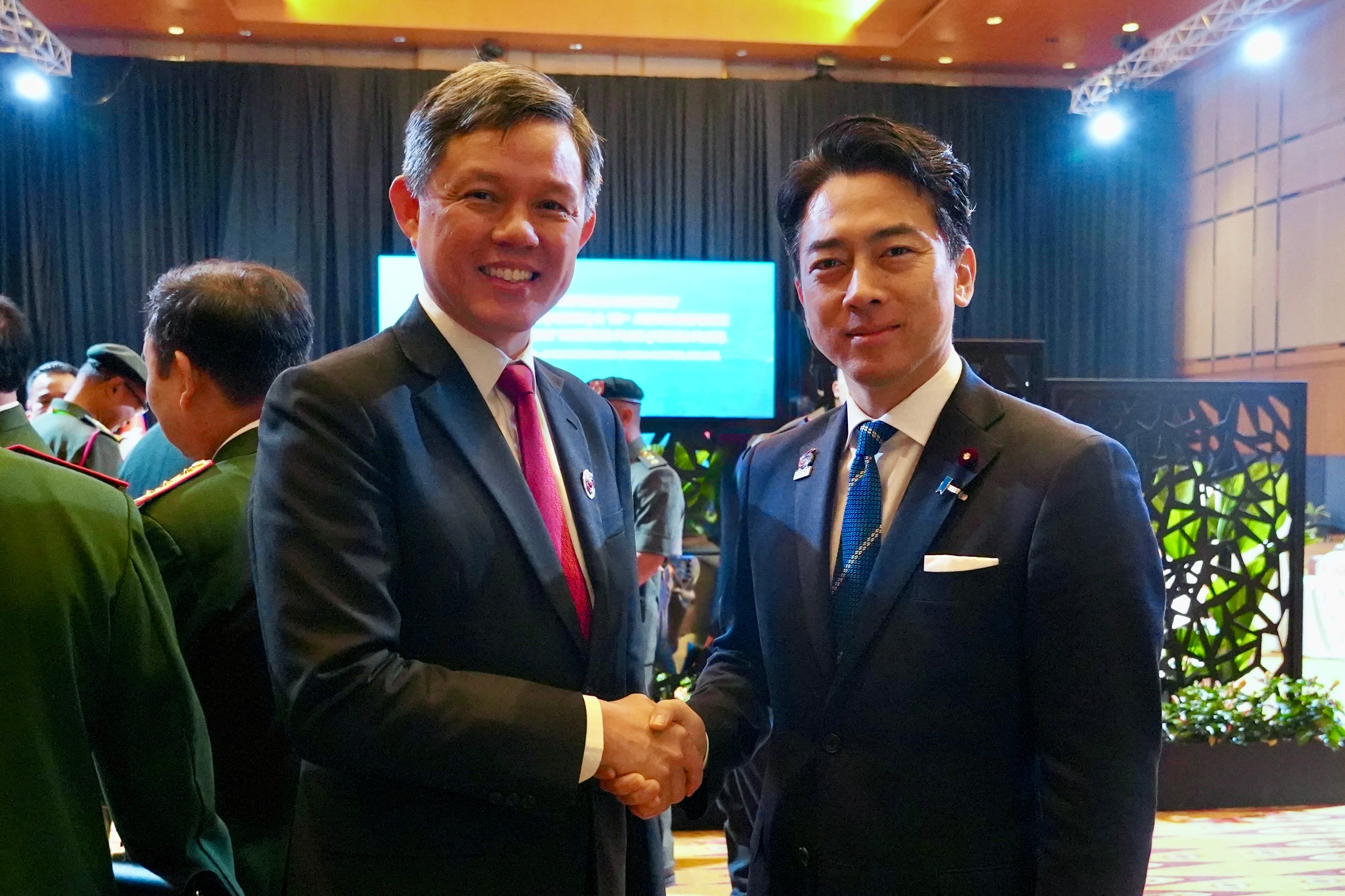 This is the alt text